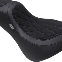 MUSTANG Signature Series Fastback™ - Vinyl/Alcantara® - Diamond Stitch w/ Gun Metal Thread - FX '18-'24 76321GM