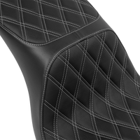 DRAG SPECIALTIES SEATS Predator 2-Up Seat - Vinyl - Double Diamond - Silver Stitching - FLSB/FXLRS '18-'24 4688C