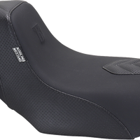 MUSTANG Signature Series Squareback™ Seat - Gripper Vinyl - Chevron - Gunmetal Stitch - FLH/FLT '23-'25 76324GM