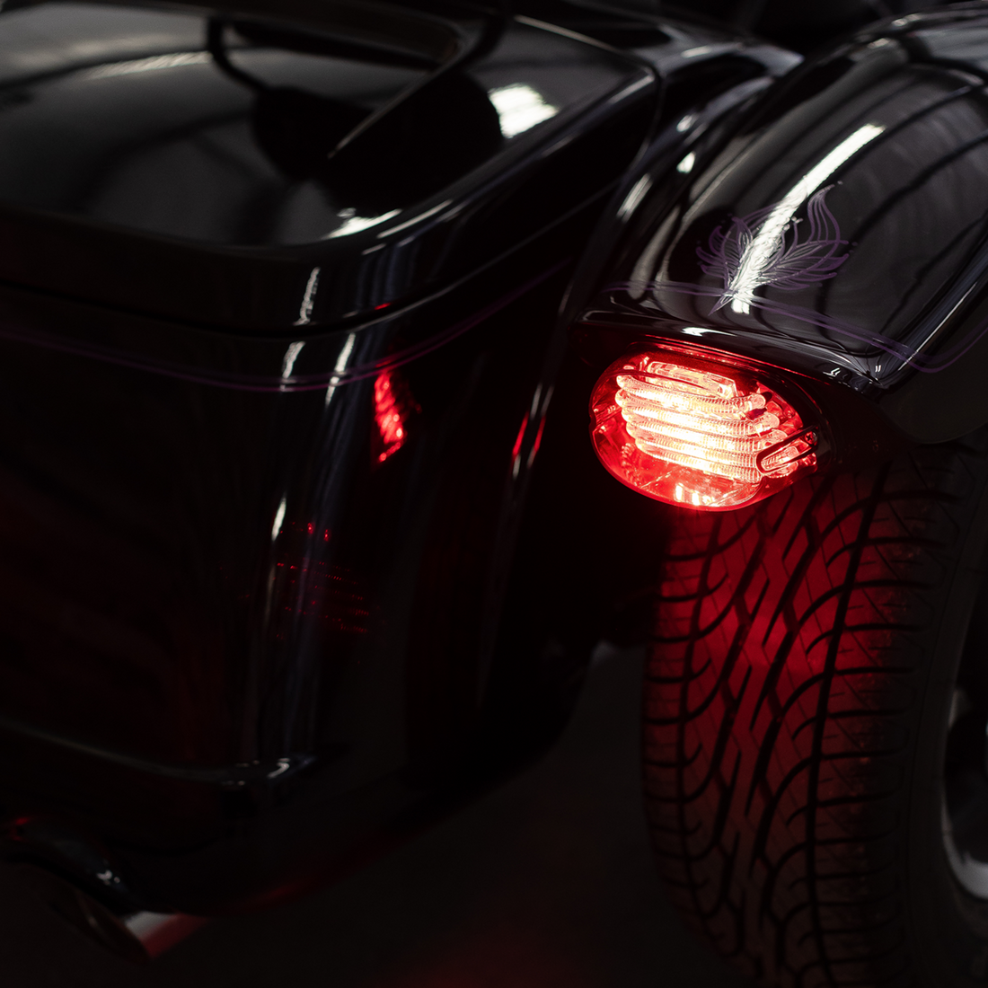 2010-1369 - CUSTOM DYNAMICS Taillight - without License Plate Illumination Window - Smoke PB-TL-SB-S