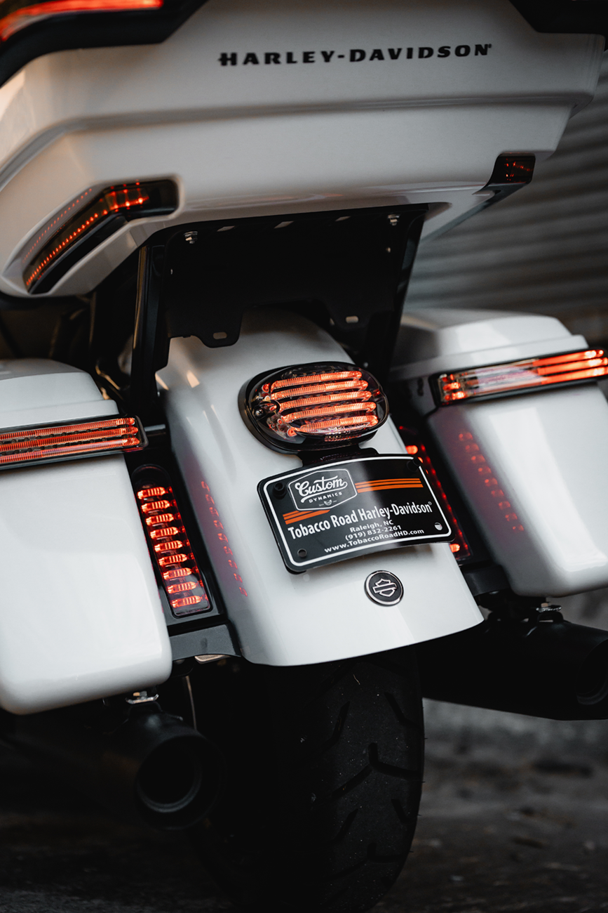 2010-1409 - CUSTOM DYNAMICS Taillight - Smoke PB-TL-LPBW-S