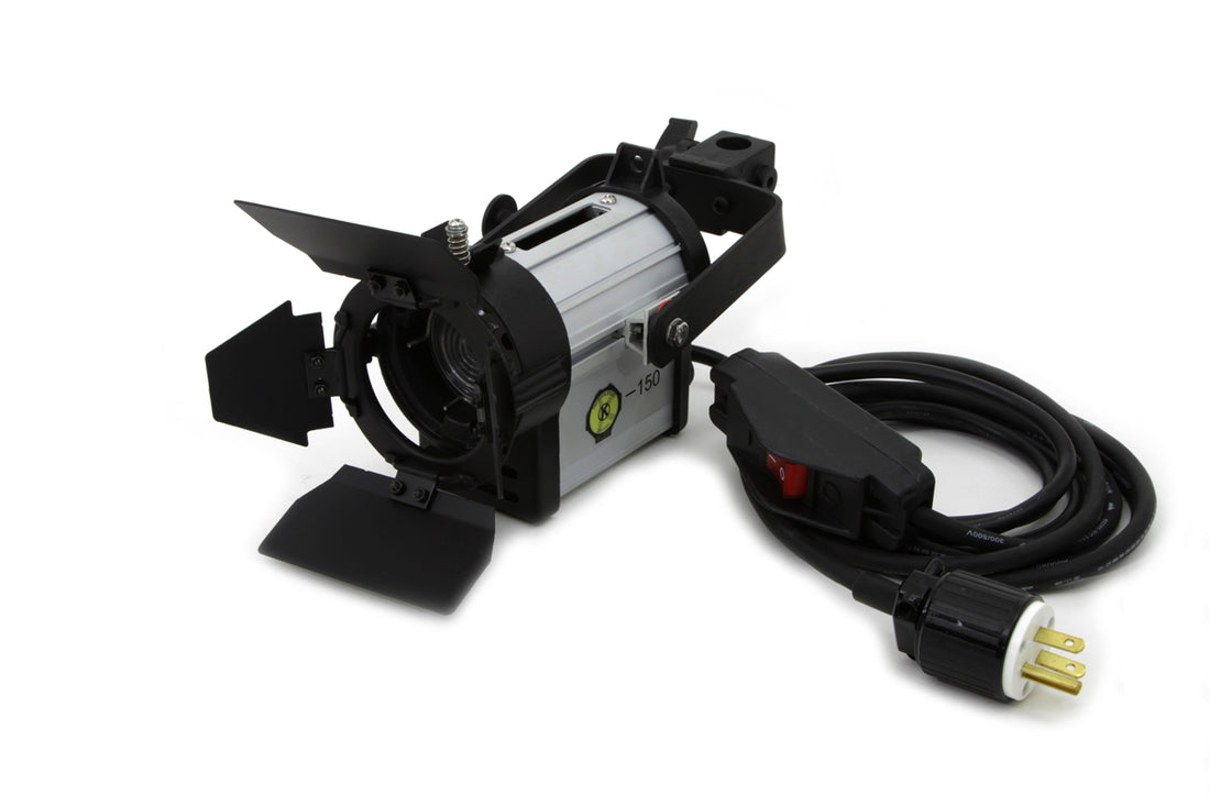 33-7000 - DTW 150 Tungsten Light by Wyatt Gatling