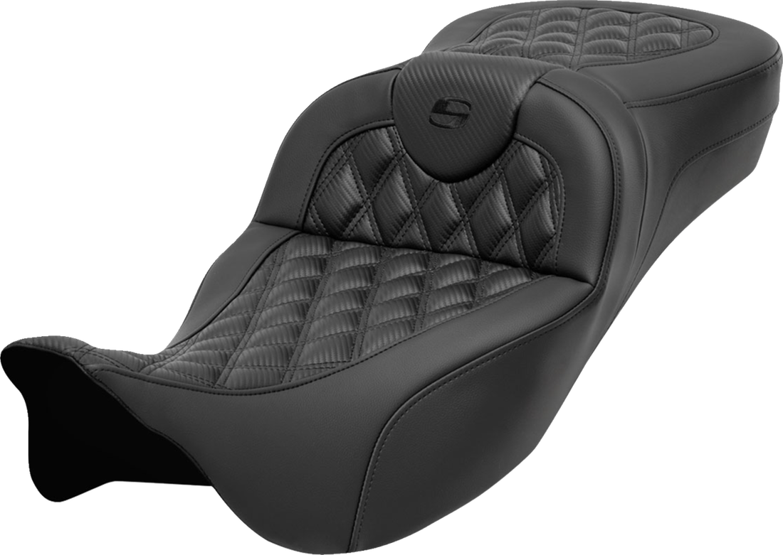 SADDLEMEN Roadsofa™ Extended Reach Seat - without Backrest - Lattice Stitch - Carbon Fiber - FL '08-'24 808-07B-20700