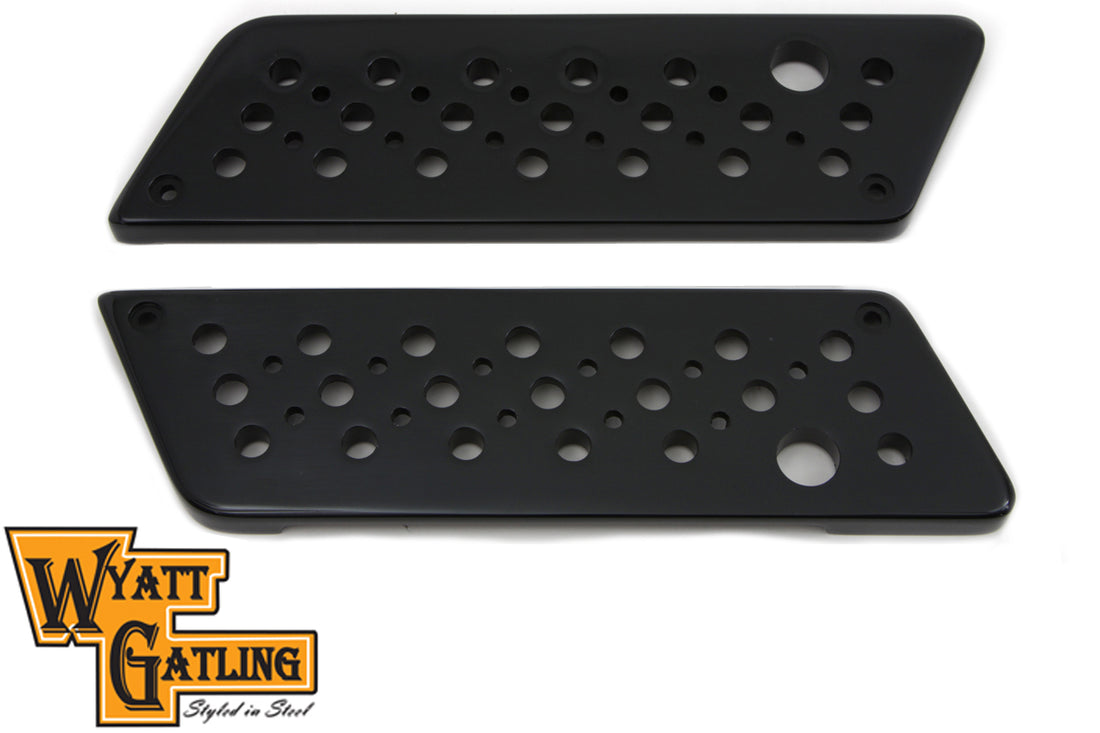 42-1127 - Wyatt Gatling Saddlebag Face Plate by V-Twin