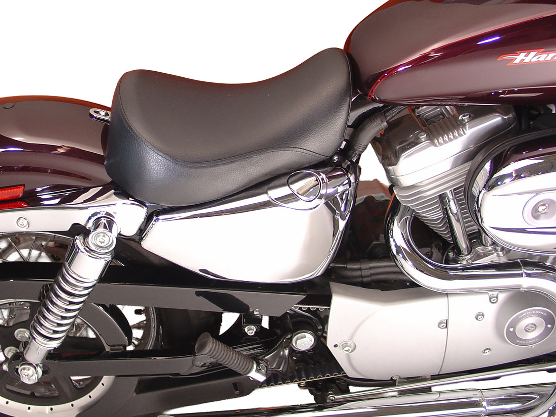 47-0789 - Contour Style Frame Mount Solo Seat by Corbin Gentry