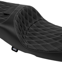 DRAG SPECIALTIES SEATS Extended Reach Freedom Seat - Vinyl - Double Diamond - Silver Stitch - FLT/FLH '09-'25 4696C