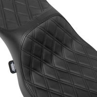 DRAG SPECIALTIES SEATS Extended Reach Predator III Seat - Double Diamond - Black Stitching - Vinyl - FLH/FLT '23-'24 4705B