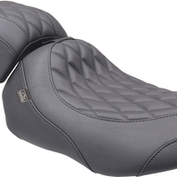 MUSTANG Wide Tripper™ Seat - Solo - Black Stitching - FLT/FLH '23-'25 89503