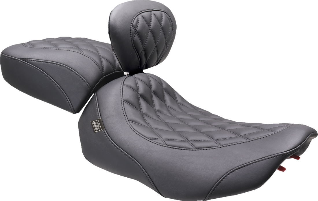 MUSTANG Wide Tripper™ Seat - Solo - Black Stitching - FLT/FLH '23-'25 89503
