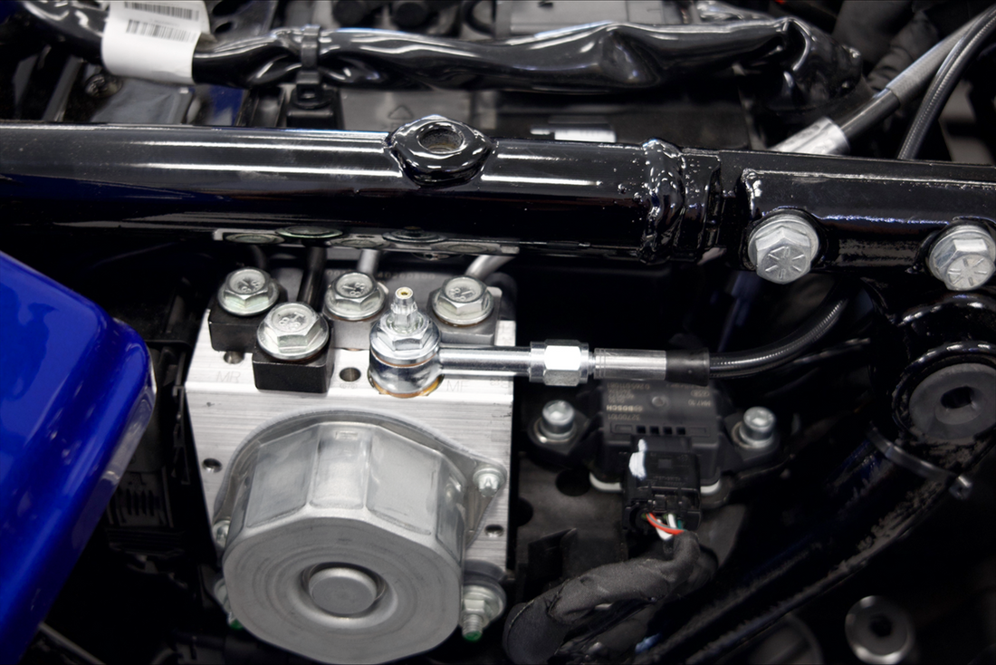 FAT BAGGERS INC. EZ Install Kit - 11" Handlebars - Upper Clutch - Full Length - Braided Stainless Steel/Chrome 249011-C