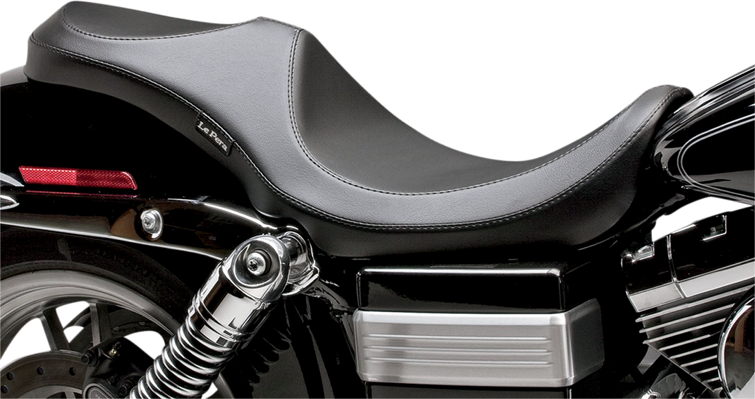 0803-0339 - LE PERA Villain Seat - Smooth - Black - Dyna '06-'17 LK-815